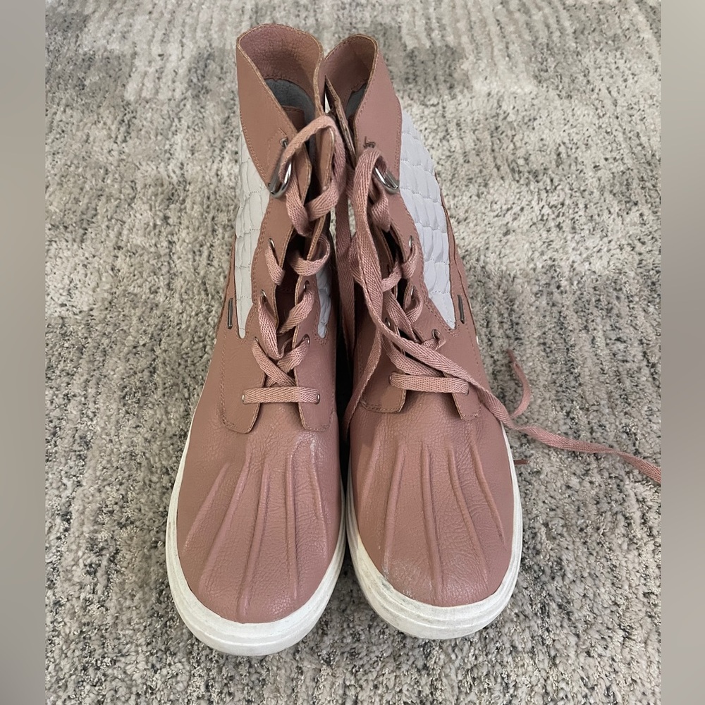 Pink Merrell Duck Boots Size 10